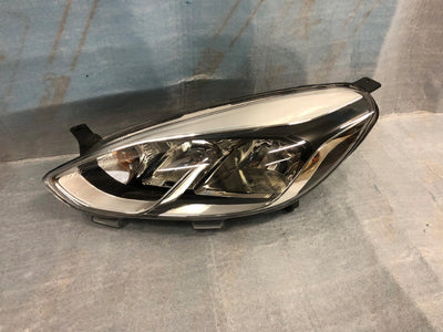 REFLEKTOR LEWY LAMPA LEWA FORD FIESTA MK8 nr.00