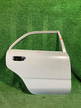 DRZWI PRAWE TYLNE MITSUBISHI CARISMA SEDAN