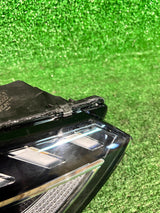 REFLEKTOR PRAWY AUDI A4 B9 LIFT MATRIX