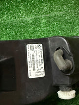 HALOGEN PRAWY VW PASSAT B8 NR:81