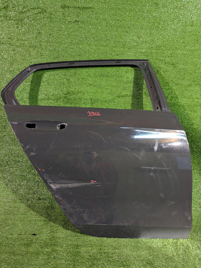 DRZWI TYLNE PRAWE PRAWY TYŁ VW GOLF VIII HB 20- NR.3966