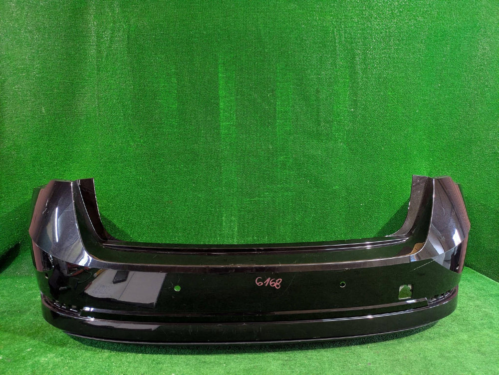 ZDERZAK TYLNY TYŁ SKODA OCTAVIA IV SEDAN