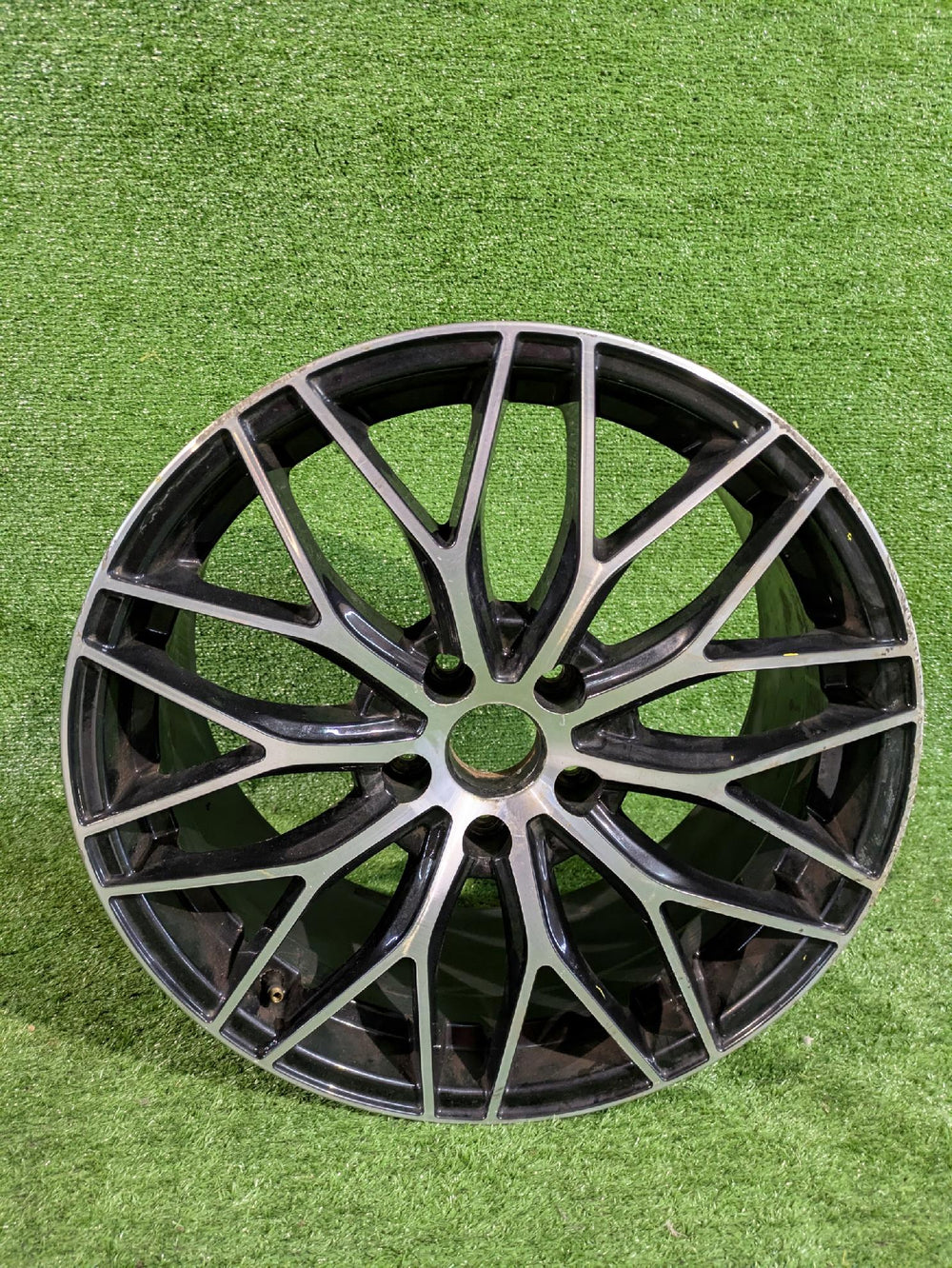 ALUFELGA FELGA ALUMINIOWA NEO 18" 8J ET45 5X108 Nr.111