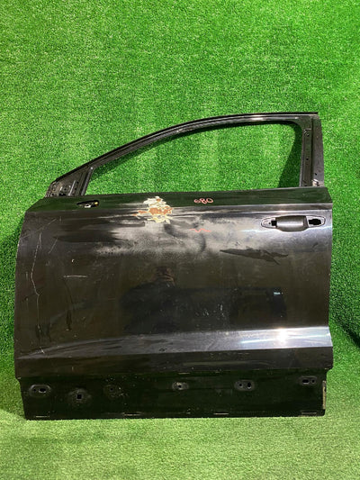 DRZWI LEWE PRZEDNIE SEAT ATECA NR.680