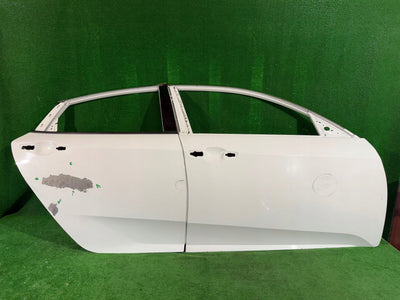 DRZWI PRZEDNIE TYLNE PRAWE HONDA CIVIC X SEDAN nr:0001