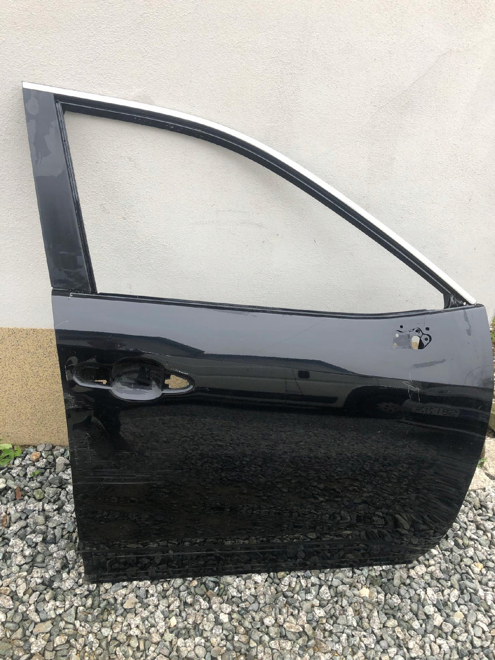 DRZWI PRZEDNIE PRAWE TOYOTA RAV4 V 19- nr.00