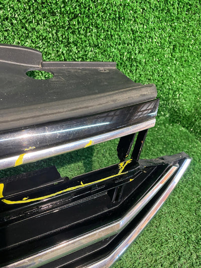 GRILL ATRAPA VW PASSAT B8