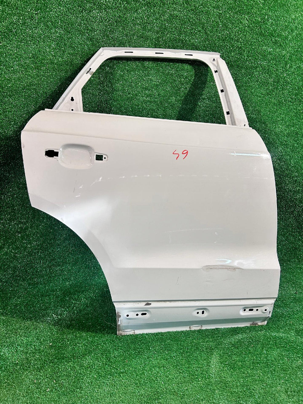 DRZWI TYŁ TYLNE PRAWE AUDI Q3 8U0