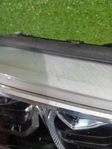 REFLEKTOR PRAWY PRZÓD BMW 5 G30 G31 ADAPTIVE LED 17- NR.863