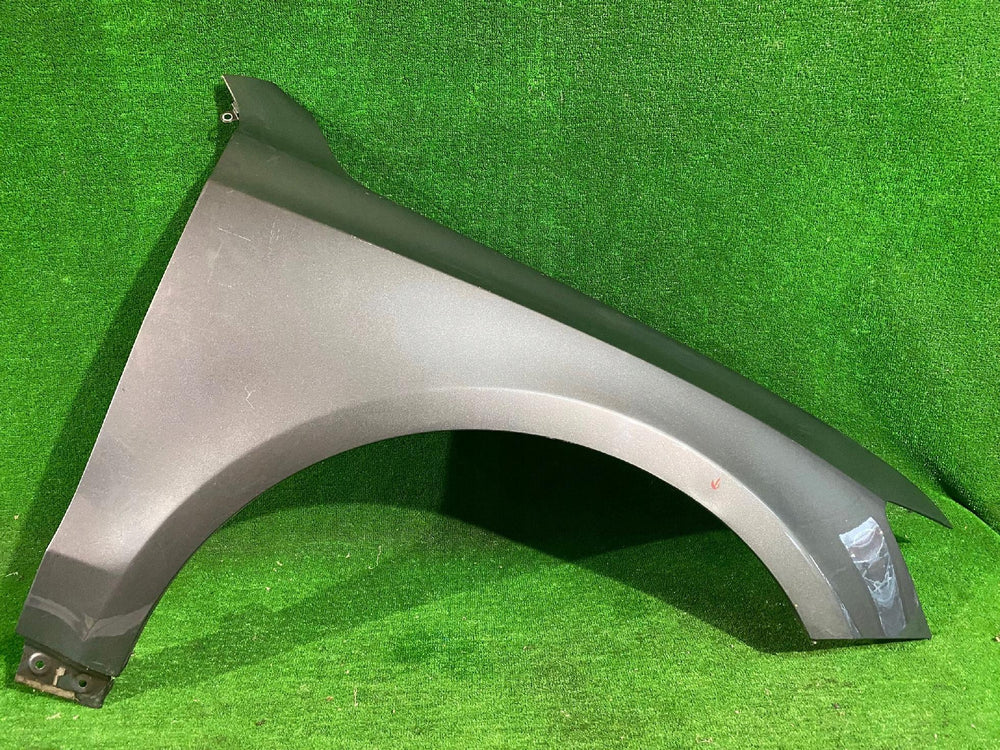 BŁOTNIK PRZEDNI PRAWY AUDI Q5 8R