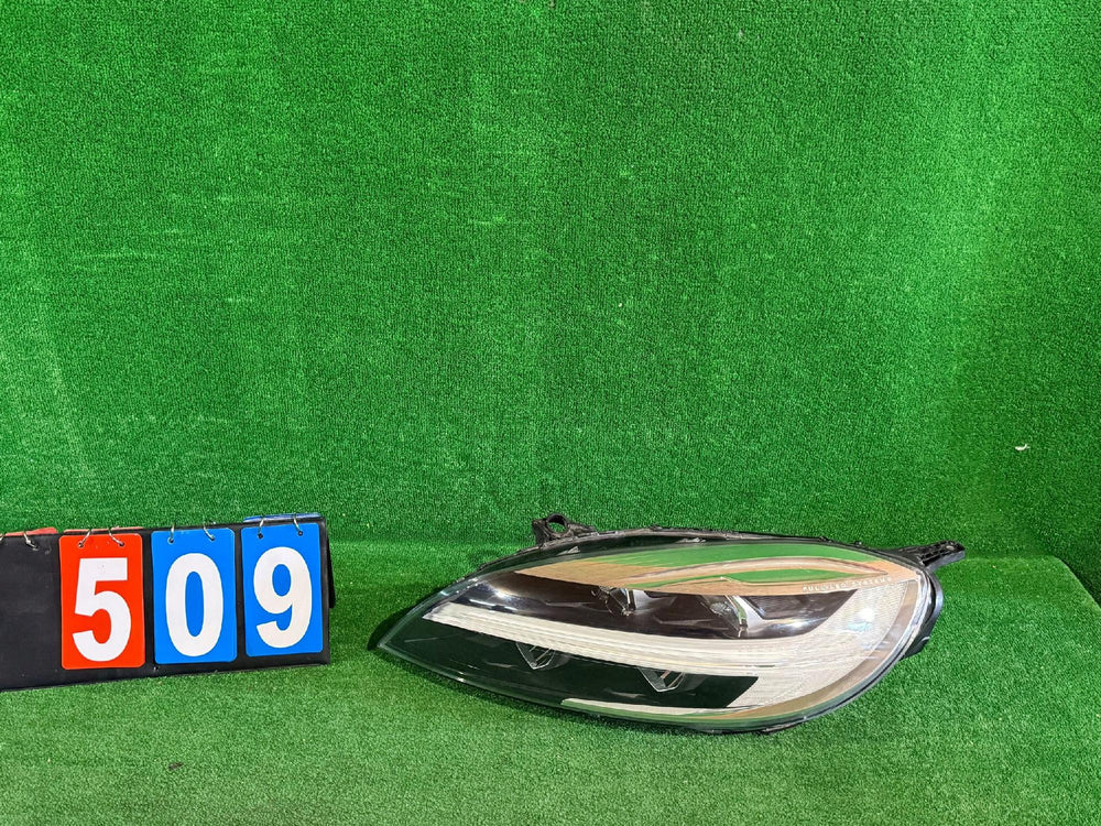 REFLEKTOR LEWY VOLVO V40 LIFT FULL LED nr:509