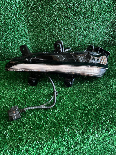 HALOGEN DRL PRAWY PEUGEOT 2008 II