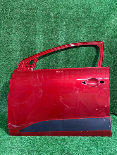 DRZWI LEWE PRZEDNIE DACIA SANDERO III