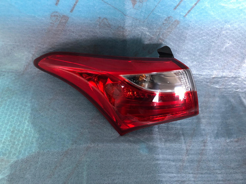 LAMPA TYŁ TYLNA LEWA HYUNDAI I30 II KOMBI 12- nr.00