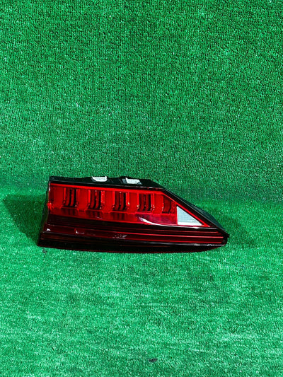 LAMPA TYŁ TYLNA PRAWA AUDI A6 C8 SEDAN MATRIX