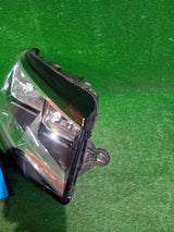 REFLEKTOR PRAWY PRZÓD VW T6 15- NR.739