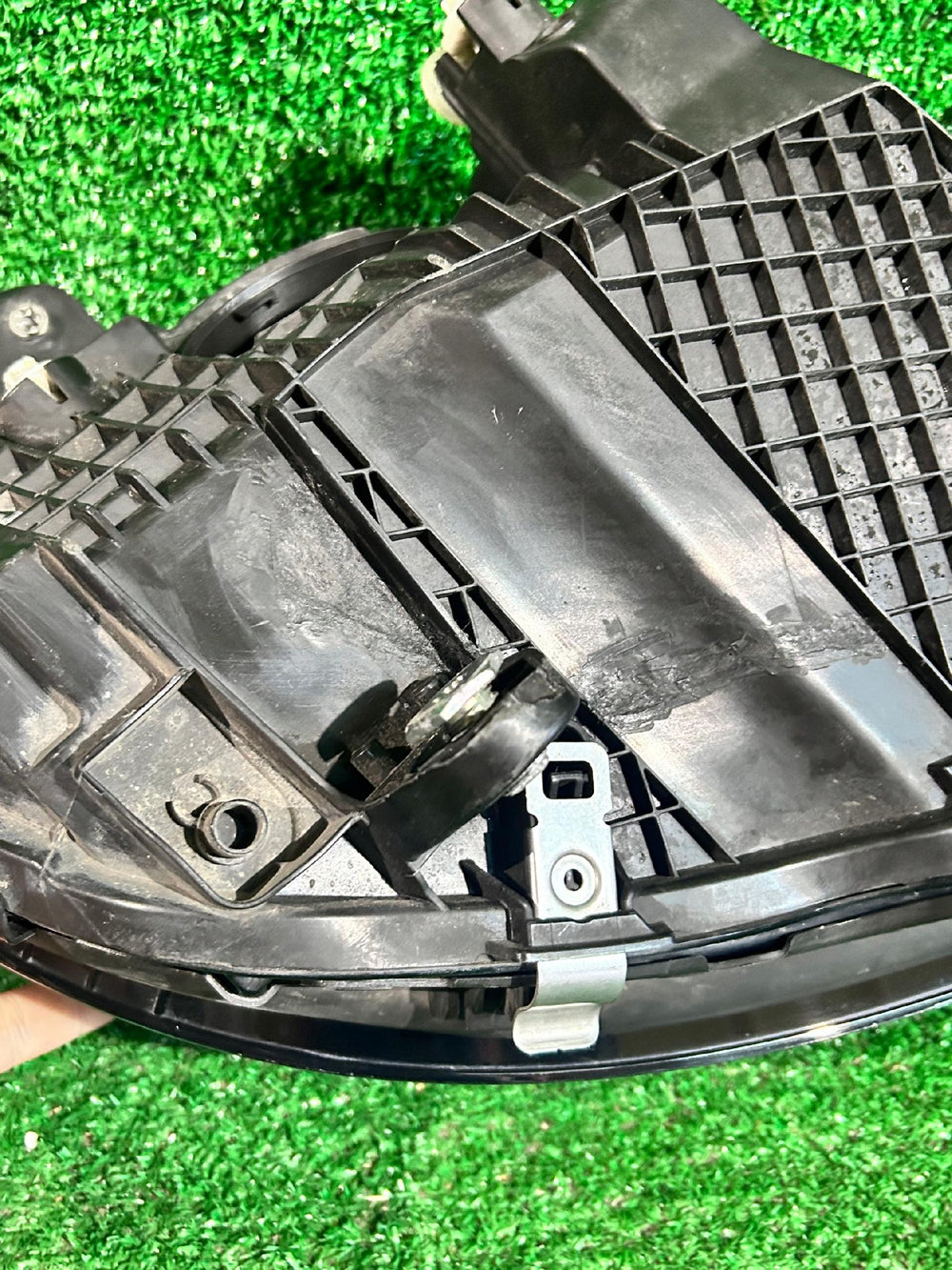 REFLEKTOR LEWY MERCEDES C-KLASA W205 LIFT NR.057