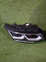 REFLEKTOR PRAWY PRZÓD VW TIGUAN II LIFT 20- FULL LED NR.826