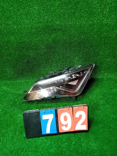 REFLEKTOR LEWY PRZÓD SEAT LEON III LIFT 17- FULL LED NR.792