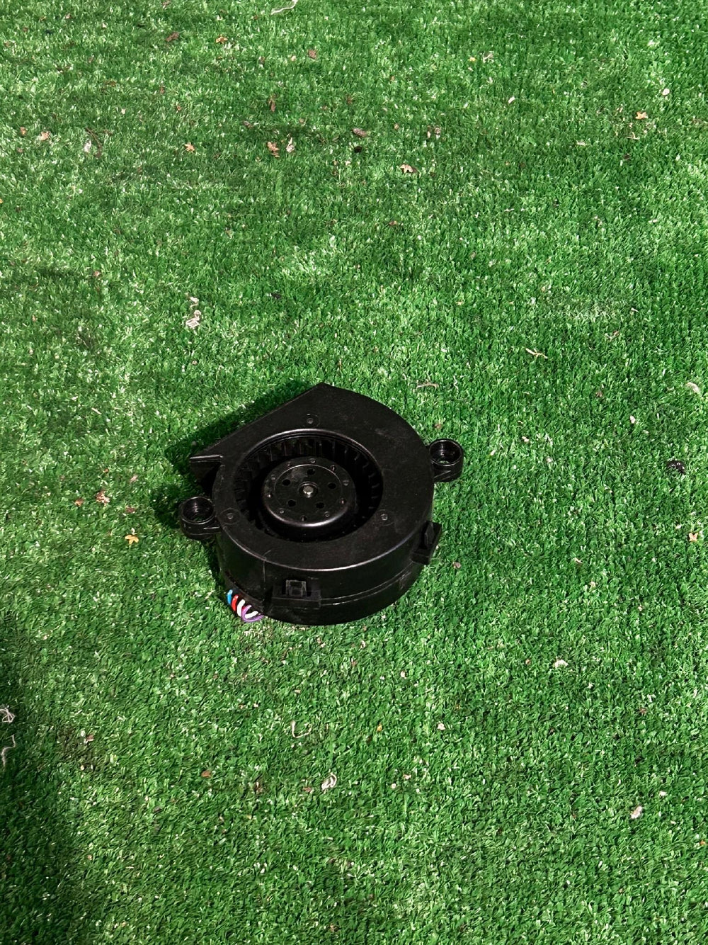 WENTYLATOR LED BMW 7 F01 F02 F03 F04