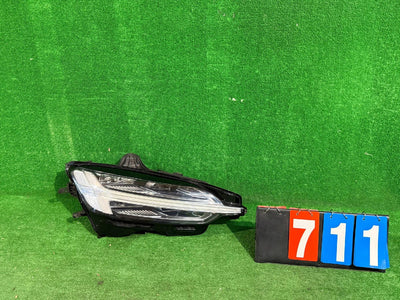 REFLEKTOR PRAWY VOLVO S60 II V60 III FULL LED 32273022 NR.711