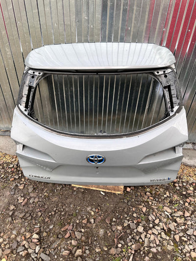 KLAPA BAGAŻNIKA TOYOTA COROLLA E21 KOMBI nr.00