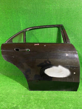 DRZWI TYLNE PRAWE PRAWY TYŁ MERCEDES E-KLASA W212 SEDAN 09-12 NR.2028