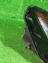 REFLEKTOR PRAWY VOLVO XC90 II LIFT 2024- NR.760