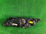 REFLEKTOR PRAWY KIA OPTIMA III XENON 92102-2T421