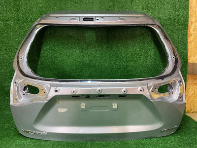 KLAPA TYŁ TYLNA TOYOTA YARIS CROSS
