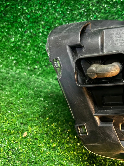 REFLEKTOR PRAWY KIA CEED III FULL LED