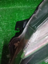 REFLEKTOR LEWY YARIS III LIFT 14-16 ZWYKŁA