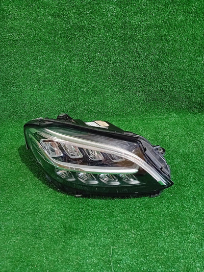 REFLEKTOR PRAWY MERCEDES W205 LIFT FULL LED NR,063