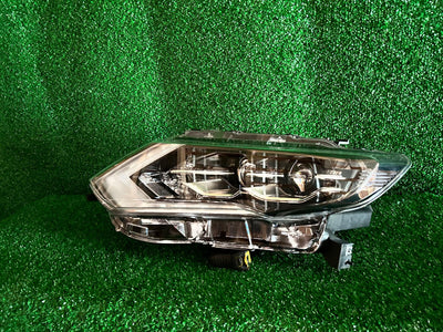 REFLEKTOR LEWY NISSAN X-TRAIL T32 LIFT NR.35