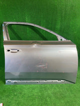 DRZWI PRZEDNIE PRAWE PRZÓD SKODA SUPERB III