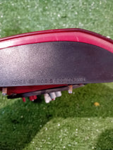 LAMPA TYŁ TYLNA PRAWA KIA SPORTAGE III 10- W KLAPE NR.127