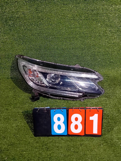 REFLEKTOR PRAWY PRZÓD HONDA CR-V IV XENON 12- NR.881