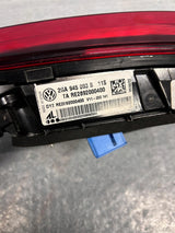 LAMPA LEWA LEWY TYŁ W KLAPĘ VW T-ROC nr.00