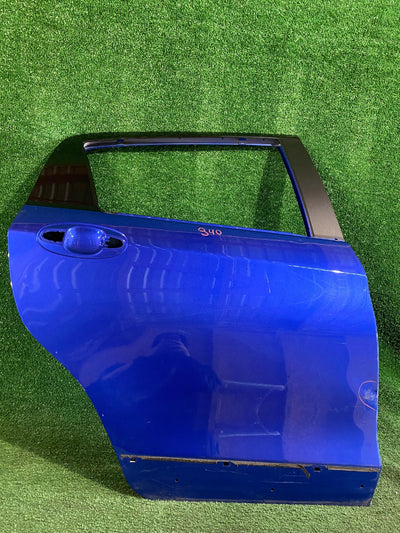 DRZWI TYŁ TYLNE PRAWE TOYOTA YARIS III LIFT