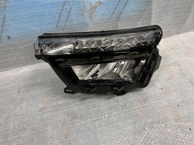 REFLEKTOR LEWY SKODA KAMIQ nr.0