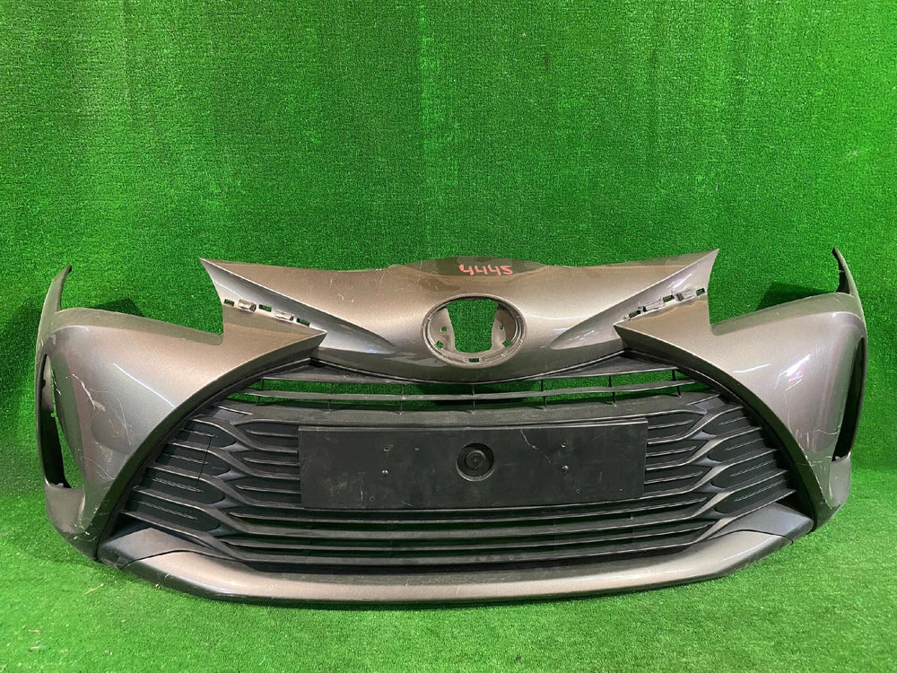 ZDERZAK PRZEDNI PRZÓD TOYOTA YARIS III LIFT 17- NR.4445