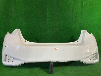 ZDERZAK TYLNY TYŁ TOYOTA YARIS III LIFT 17- NR.4950
