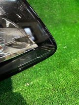 REFLEKTOR PRAWY AUDI Q5 8R XENON USA