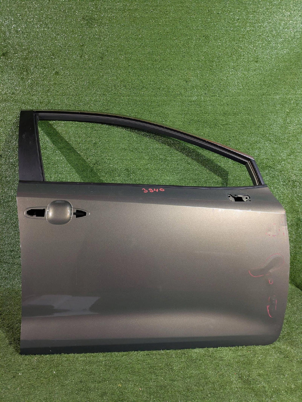 DRZWI PRZEDNIE PRAWE PRAWY PRZÓD TOYOTA COROLLA E21 NR.3940