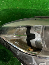 REFLEKTOR PRAWY BMW 5 G30 G31 FULL LED