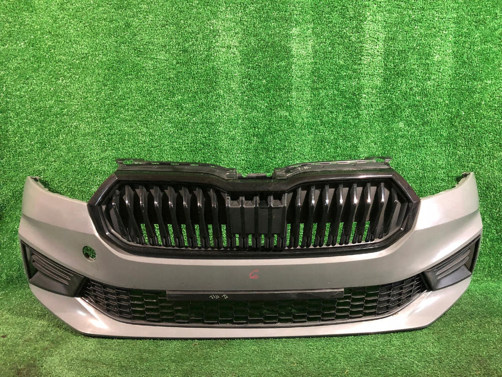 ZDERZAK PRZEDNI PRZÓD SKODA FABIA IV