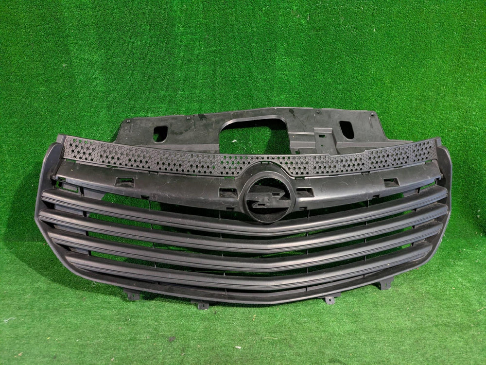 GRILL ATRAPA CHŁODNICY OPEL VIVARO B 14- NR.14