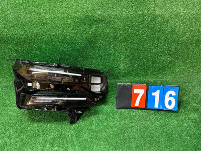 REFLEKTOR PRAWY CITROEN C5 e-C5 AIRCROSS II 25- FULL LED SOCZEWKA NR:715