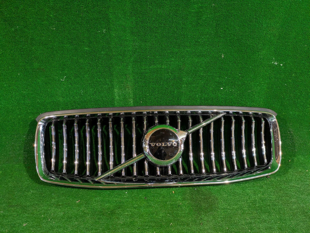GRILL ATRAPA CHŁODNICY VOLVO XC XC-90 II LIFT 20- NR.26