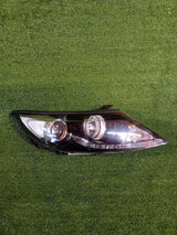REFLEKTOR PRAWY PRZÓD KIA SPORTAGE III XENON 10- NR.848